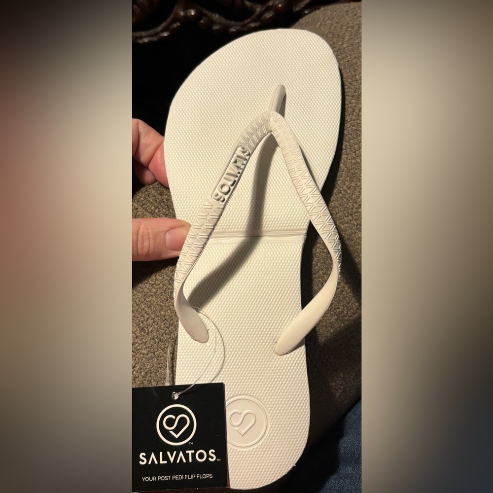 New Salvatos Portable Folding Flip Flop, Bundle of White and Blue